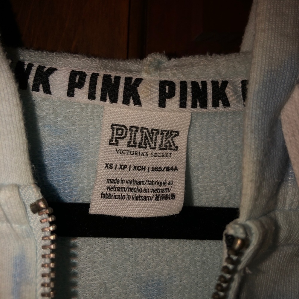 VS Pink Sweatshirt